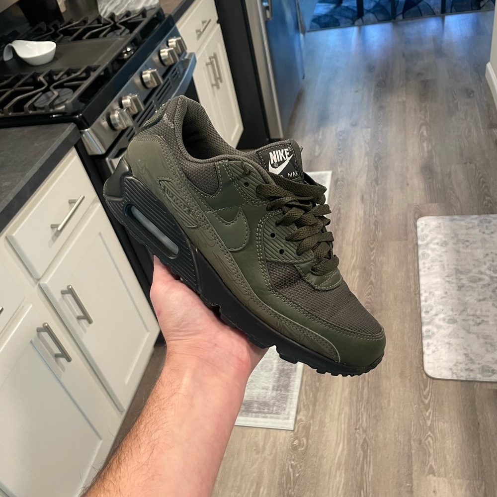 š„Nike Air Max 90š„ - Picture 4 of 14
